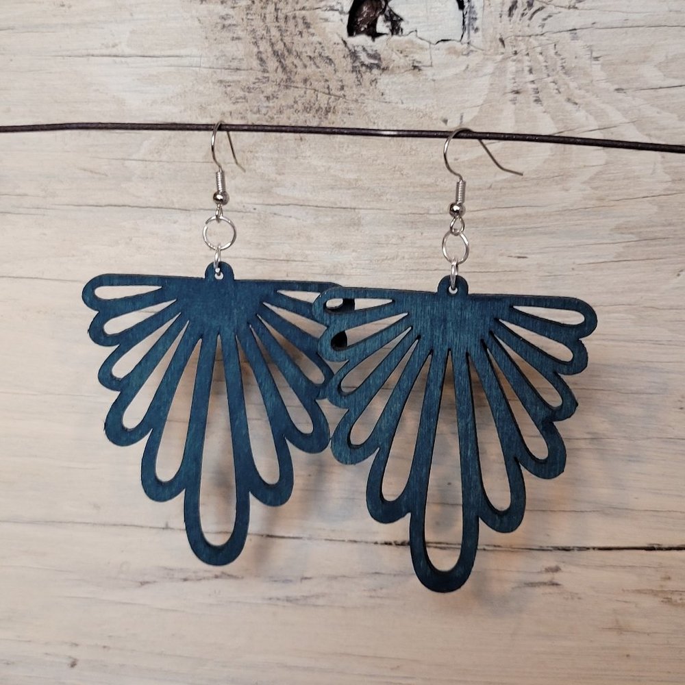 Wood Earrings - Teal Scallop